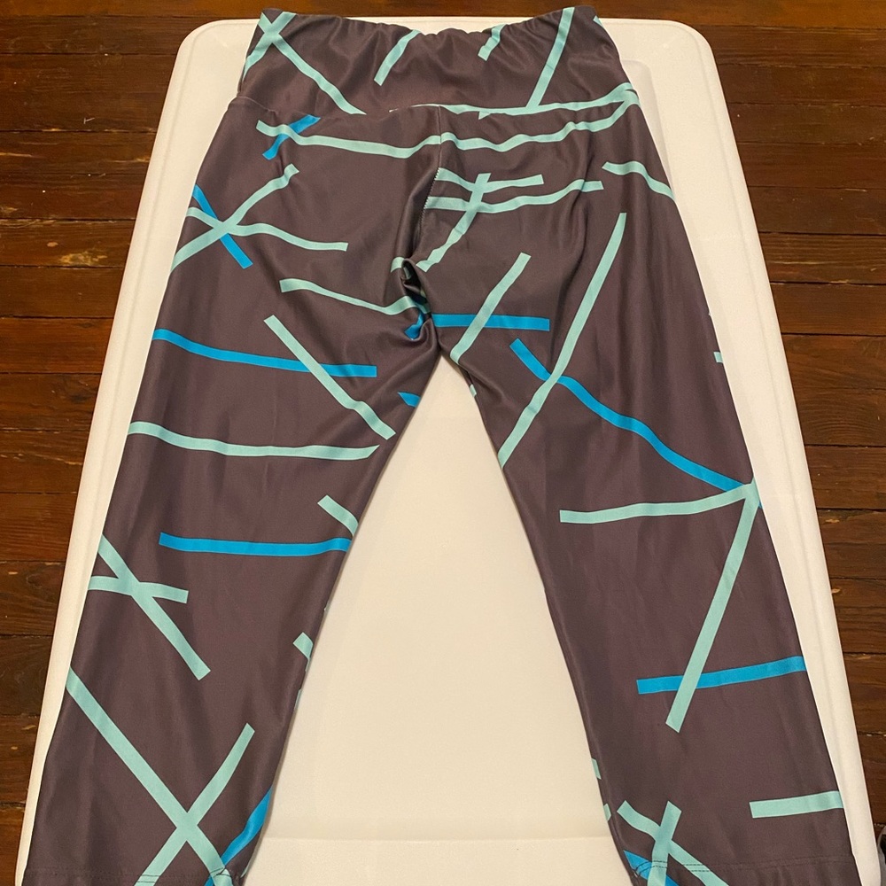 🔴Puma Active Leggings - Picture 2 of 2